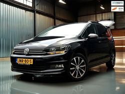 Zwart Gebruikt 2020 VW Touran Highline MPV | € 24.940 (Super prijs)