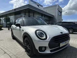 Wit Gebruikt 2022 Mini Cooper Clubman Classic Stationwagen | € 28.250 (Eerlijke prijs)
