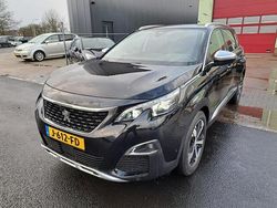 Zwart, metallic lak Gebruikt 2020 Peugeot 5008 MPV | € 14.999 (Goede deal)
