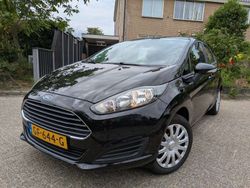 Zwart Gebruikt 2015 Ford Fiesta Hatchback | € 7.500 (Eerlijke prijs)