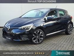 Zwart Gebruikt 2022 Renault Clio V Intens Hatchback | € 16.440 (Eerlijke prijs)