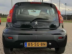 Zwart Gebruikt 2005 Peugeot 107 Hatchback | € 2.000 (Eerlijke prijs)
