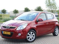 Rood Gebruikt 2009 Hyundai i20 Edition Hatchback | € 3.999 (Iets duurder)
