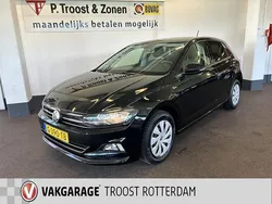 Zwart, metallic lak Gebruikt 2019 VW Polo Comfortline Hatchback | € 13.950 (Eerlijke prijs)