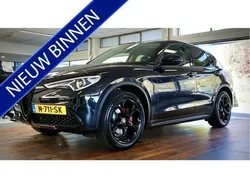 Zwart Gebruikt 2021 Alfa Romeo Stelvio Sprint SUV | € 46.950 (Eerlijke prijs)