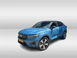 Blauw, metallic lak Gebruikt 2022 Volvo EC40 SUV | € 32.950 (Eerlijke prijs)