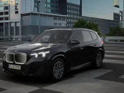 Zwart Nieuw 2025 BMW iX1 Comfort Edition SUV | € 58.480 (Goede deal)