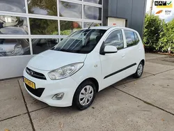 Wit Gebruikt 2012 Hyundai i10 Hatchback | € 3.250 (Eerlijke prijs)