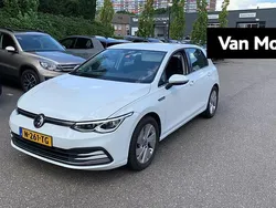 Wit Gebruikt 2021 VW Golf VIII Style Hatchback | € 18.900 (Super prijs)