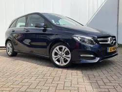 Blauw Gebruikt 2018 Mercedes B180 AMG line MPV | € 16.400 (Eerlijke prijs)