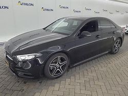 Zwart Gebruikt 2022 Mercedes A180 Business Sedan | € 25.450 (Eerlijke prijs)