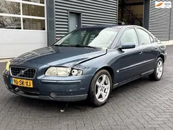 Blauw Gebruikt 2006 Volvo S60 Sedan | € 1.750 (Super prijs)