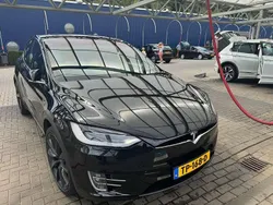 Zwart Gebruikt 2018 Tesla Model X SUV | € 35.000 (Eerlijke prijs)