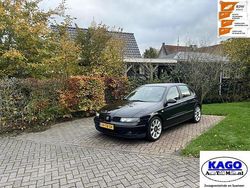 Zwart (metallic) Gebruikt 2006 Seat Leon Sport Hatchback | € 1.950 (Eerlijke prijs)