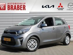 Grijs, metallic lak Gebruikt 2023 Kia Picanto Play Hatchback | € 17.450 (Duur)