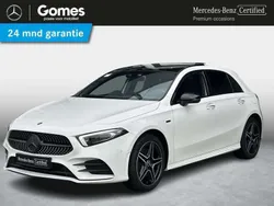 Wit Gebruikt 2021 Mercedes A250 Business Hatchback | € 29.950 (Eerlijke prijs)