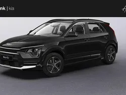 Zwart, metallic lak Nieuw 2025 Kia Niro SUV | € 33.835 (Goede deal)