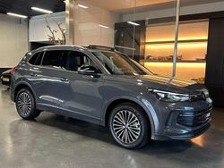 Grijs Gebruikt 2024 VW Tiguan Edition SUV | € 42.500 (Super prijs)