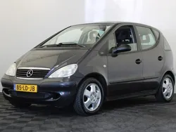 Grijs, metallic lak Gebruikt 2002 Mercedes A160 Elegance MPV | € 2.950 (Iets duurder)