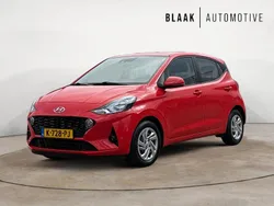 Rood Gebruikt 2021 Hyundai i10 Comfort Hatchback | € 13.685 (Eerlijke prijs)