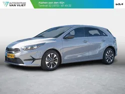 Grijs Gebruikt 2025 Kia Ceed Hatchback | € 28.940 (Iets duurder)