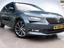 Grijs Gebruikt 2018 Skoda Superb Business Line Stationwagen | € 15.988 (Eerlijke prijs)
