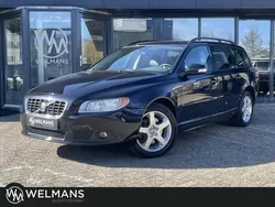 Zwart Gebruikt 2010 Volvo V70 Momentum Stationwagen | € 17.950 (Duur)