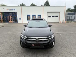 Zwart Gebruikt 2023 VW T-Roc R-line SUV | € 35.499 (Iets duurder)
