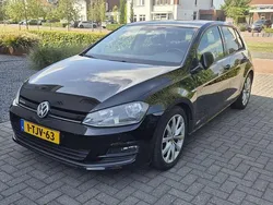 Zwart Gebruikt 2014 VW Golf VII Highline Stationwagen | € 6.999 (Goede deal)