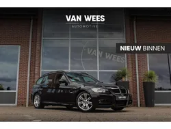 Zwart, metallic lak Gebruikt 2007 BMW 320 Executive Stationwagen | € 7.950 (Iets duurder)