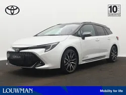 Wit Gebruikt 2025 Toyota Corolla Hybrid Sport Stationwagen | € 45.945 (Eerlijke prijs)