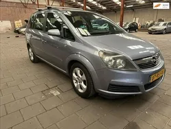 Grijs Gebruikt 2005 Opel Zafira Enjoy MPV | € 1.599 (Iets duurder)