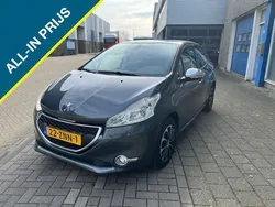 Grijs Gebruikt 2013 Peugeot 208 Envy Hatchback | € 4.899 (Eerlijke prijs)