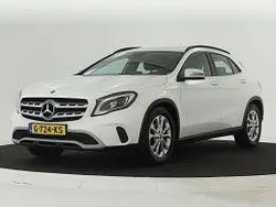 Poolwit Gebruikt 2019 Mercedes GLA180 Business SUV | € 25.445 (Eerlijke prijs)