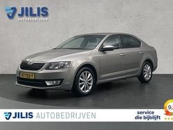 Geel Gebruikt 2016 Skoda Octavia Business Line Hatchback | € 9.350 (Goede deal)
