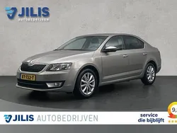 Geel Gebruikt 2016 Skoda Octavia Business Line Hatchback | € 9.350 (Goede deal)