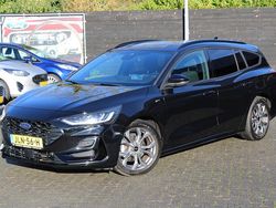 Zwart Gebruikt 2024 Ford Focus ST-Line X Stationwagen | € 28.995 (Eerlijke prijs)