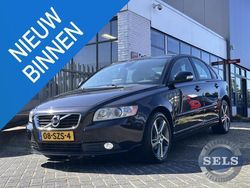 Zwart, metallic lak Gebruikt 2012 Volvo S40 Sedan | € 9.950 (Duur)