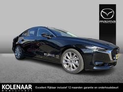 Jet black mica (41w) Nieuw 2025 Mazda 3 Takumi-Line Sedan | € 36.895 (Eerlijke prijs)