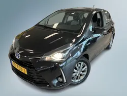 Zwart Gebruikt 2018 Toyota Yaris Design Hatchback | € 15.950 (Eerlijke prijs)