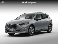 Grijs, metallic lak Nieuw 2025 BMW 220 Active Tourer Luxury Line MPV | € 60.098