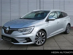 Grijs, metallic lak Gebruikt 2020 Renault Mégane IV Edition One Stationwagen | € 18.945 (Eerlijke prijs)