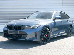 Blauw Nieuw 2025 BMW 330e Executive Stationwagen | € 73.273 (Eerlijke prijs)