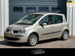 Beige Gebruikt 2007 Renault Modus MPV | € 3.650 (Eerlijke prijs)
