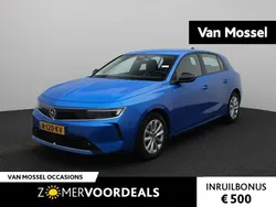 Blauw Gebruikt 2022 Opel Astra Edition Hatchback | € 18.900 (Eerlijke prijs)