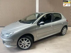 Grijs Gebruikt 2005 Peugeot 206 Hatchback | € 1.500 (Eerlijke prijs)