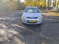 Grijs Gebruikt 2010 Hyundai i20 Hatchback | € 3.150 (Eerlijke prijs)