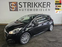 Zwart Gebruikt 2018 Peugeot 208 Allure Hatchback | € 5.250 (Goede deal)