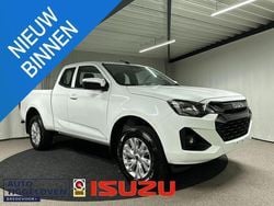 Wit Nieuw 2024 Toyota HiLux Pickup | € 39.170 (Goede deal)