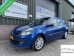 Blauw Gebruikt 2009 Renault Clio II Collection Hatchback | € 3.495 (Eerlijke prijs)